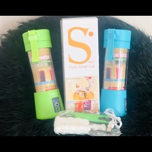 Portable blender, USB Charger